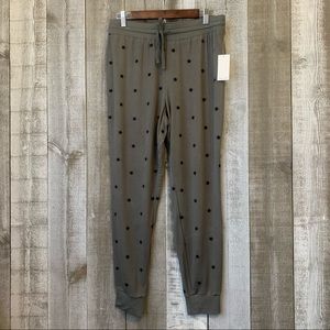 {Splendid} Joggers NWT size L
